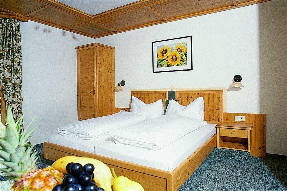 Fliana Arlberg Studios Санкт-Антон-ам-Арльберг Экстерьер фото