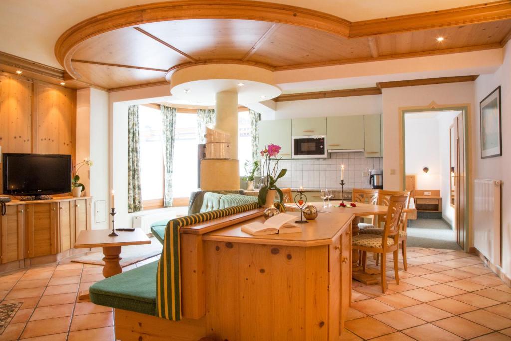 Fliana Arlberg Studios Санкт-Антон-ам-Арльберг Номер фото