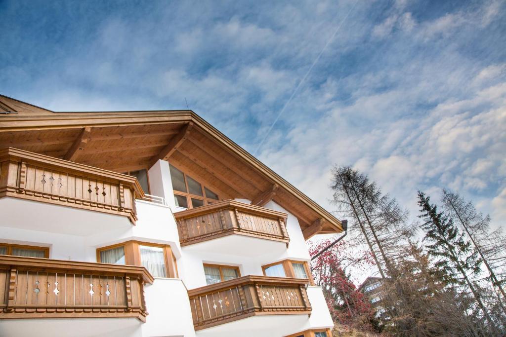 Fliana Arlberg Studios Санкт-Антон-ам-Арльберг Экстерьер фото