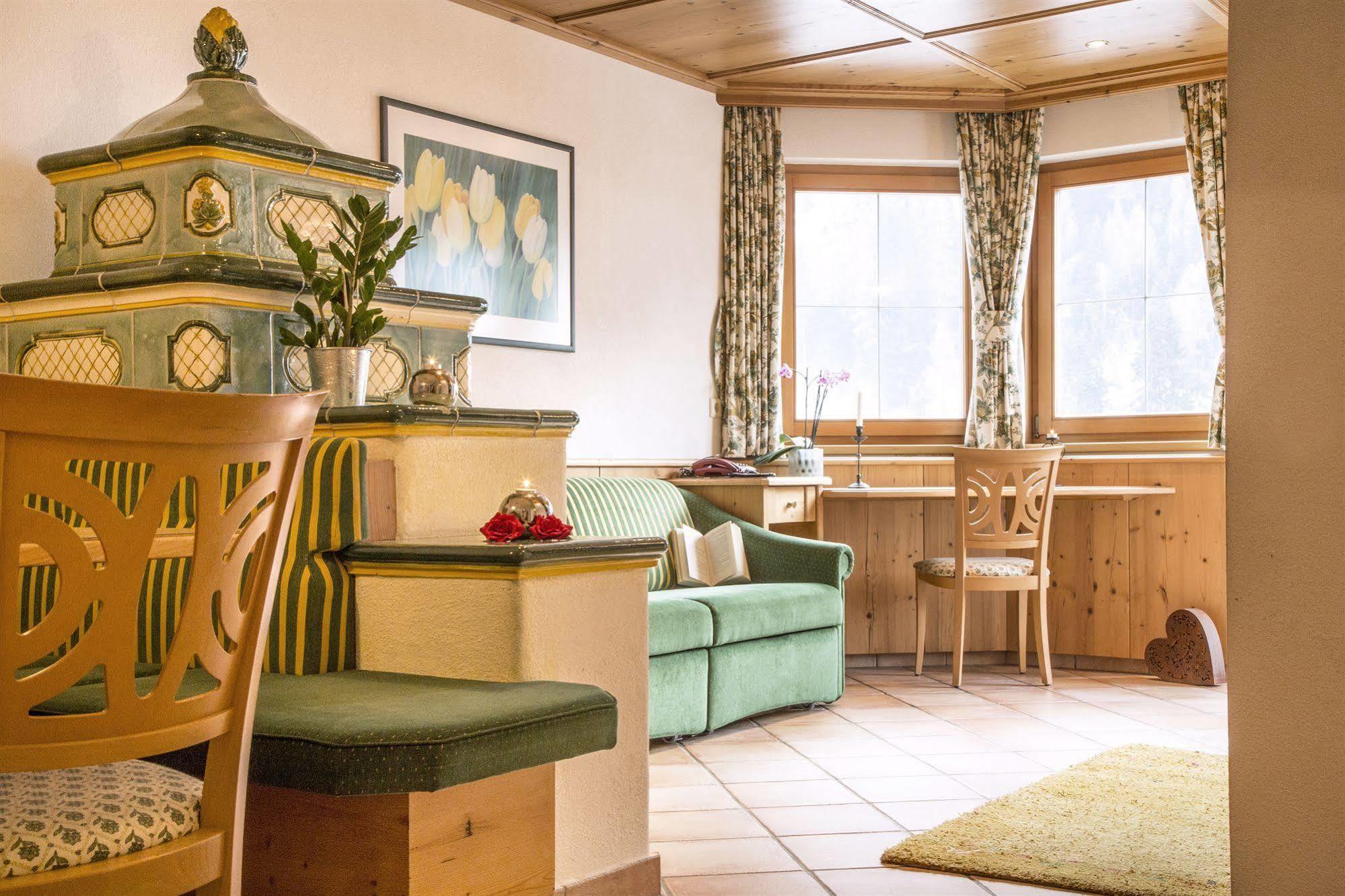 Fliana Arlberg Studios Санкт-Антон-ам-Арльберг Экстерьер фото