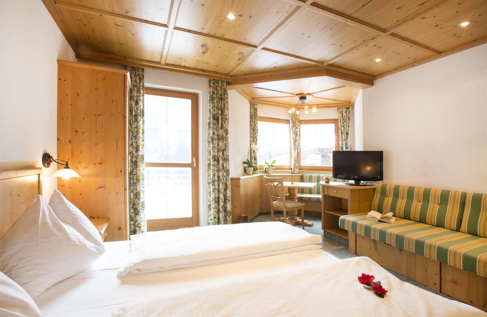 Fliana Arlberg Studios Санкт-Антон-ам-Арльберг Экстерьер фото